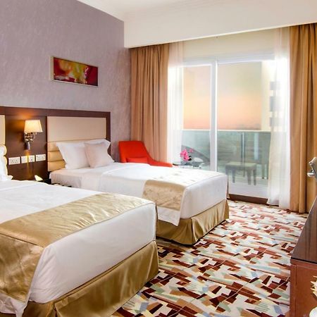 Al Murooj Grand Hotel Muskat Bagian luar foto