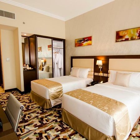 Al Murooj Grand Hotel Muskat Bagian luar foto