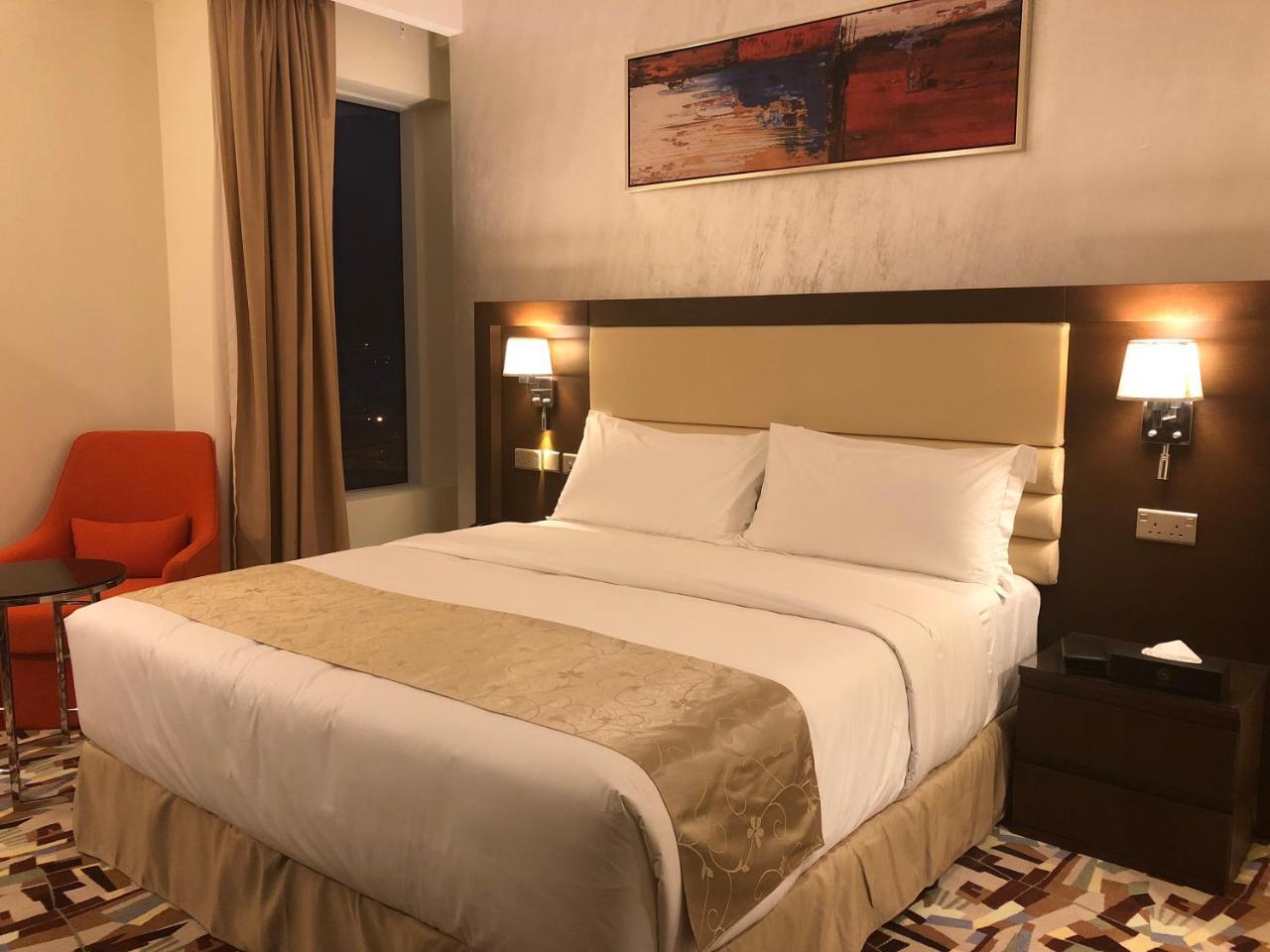 Al Murooj Grand Hotel Muskat Bagian luar foto