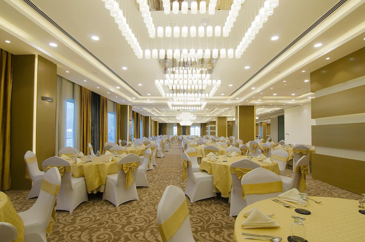 Al Murooj Grand Hotel Muskat Bagian luar foto